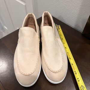 Amazon Men's Slip-On Loafers in Light Beige